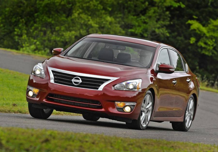  Nissan Altima 2013 года  (фото 45 из 82)